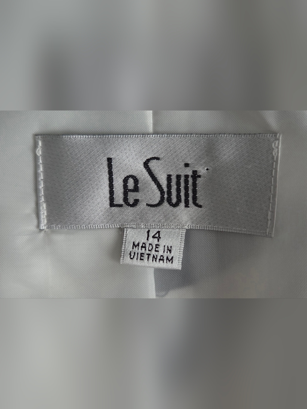 NWOT Le Suit Black and Off White Floral Long Coat Size 14 - Picture 14 of 16